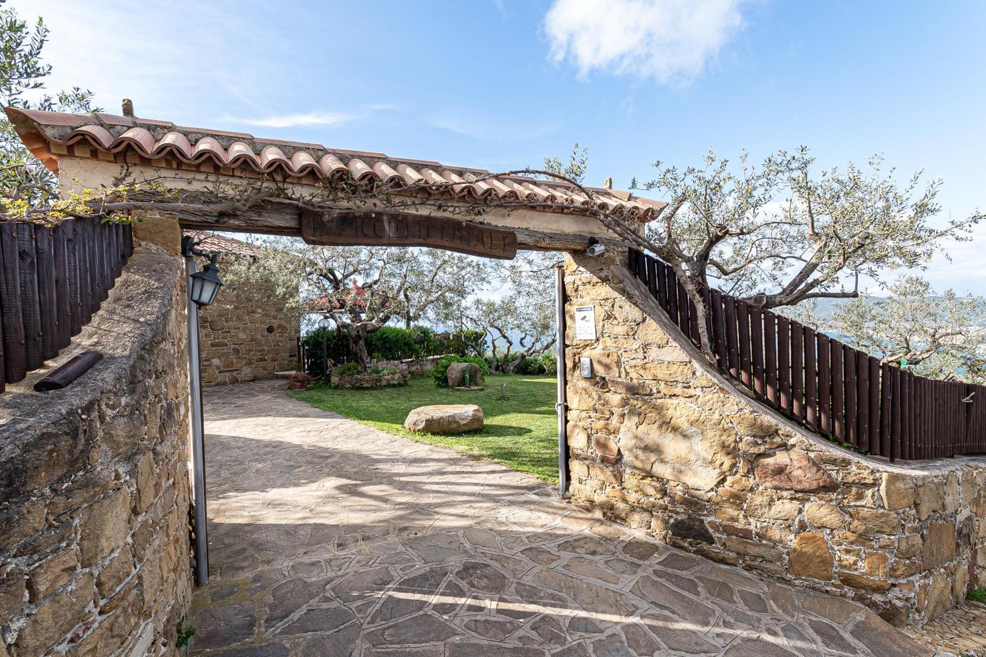 Bellezza In Cilento Panoramic Apts Apartment Castellabate Exterior photo