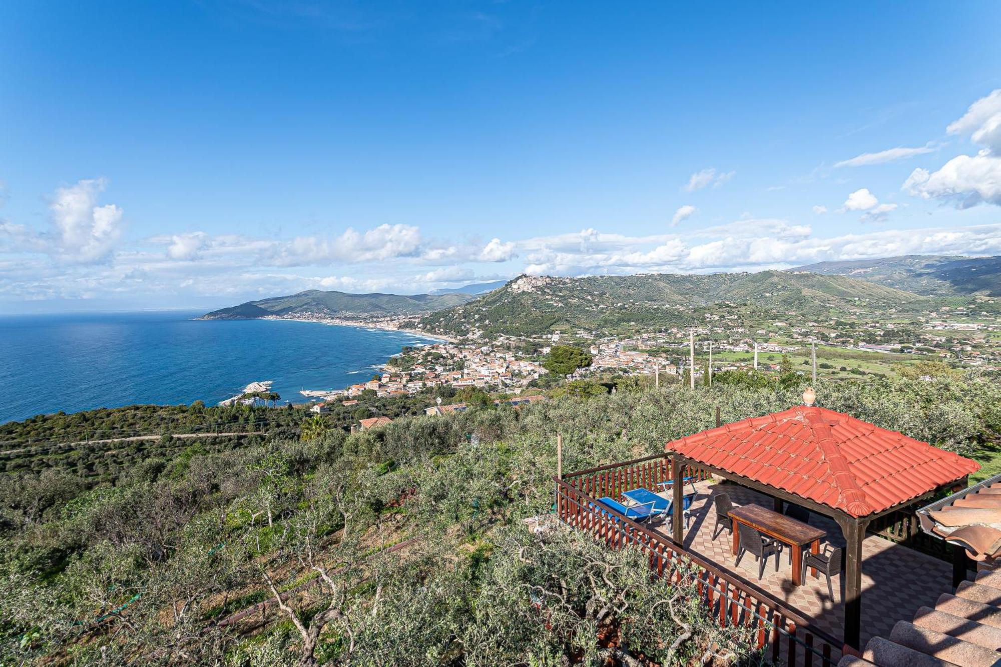 Bellezza In Cilento Panoramic Apts Apartment Castellabate Exterior photo